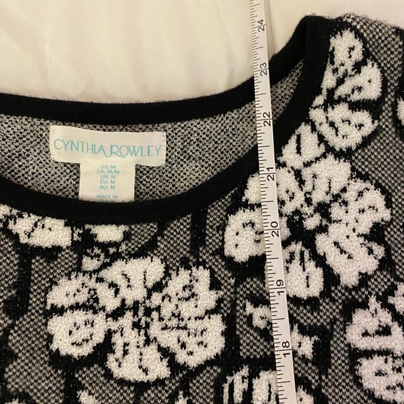 Cynthia Rowley Black and White Floral sweater - Picture 7 of 10